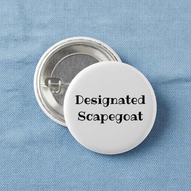Ausgewählter Sündenbock Lustiger Büro-Anstecker Button (Von Creator hochgeladen)