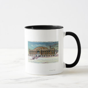 Außenansicht der olympischen Arena im Winter Tasse