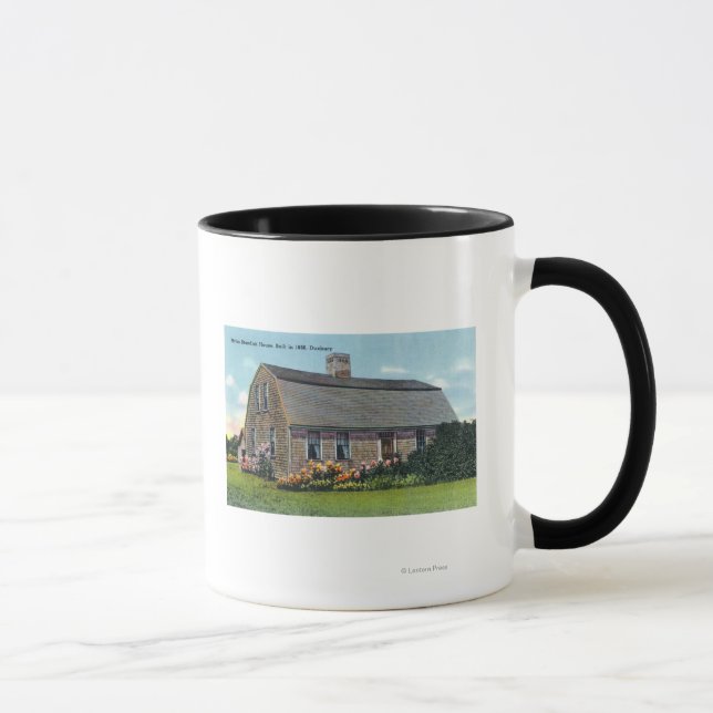 Außenansicht des Myles Standish House Tasse (Rechts)