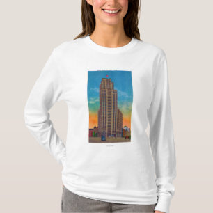 Außenansicht des Staats-Turm-Gebäude T-Shirt