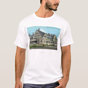 Außenansicht des Templeton Gasthauses T-Shirt