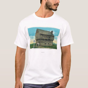 Außenansicht des Zeitraum-Block-Hauses T-Shirt