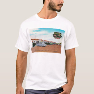 Außenansicht von Avalon MotelFresno, CA T-Shirt