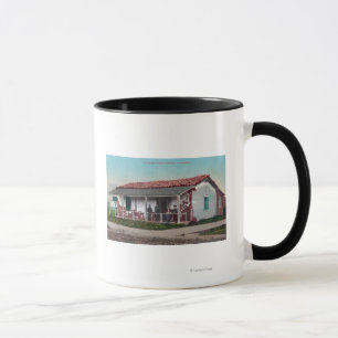Außenansicht von einem alten Adobe HomeVentura, CA Tasse