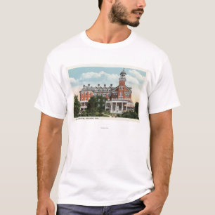 Außenansicht von Krankenhaus St. Vincent T-Shirt
