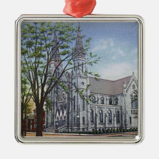 Außenansicht von St Mary Kirche Ornament Aus Metall (Vorne)