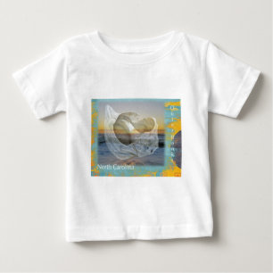 Außenbanks North Carolina Seashell & Surf Baby T-shirt