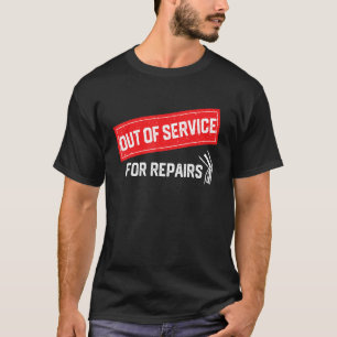 Außerdienstliche Reparatur Knee-Ersatz T-Shirt