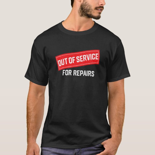 Außerdienstliche Reparatur Knee-Ersatz T-Shirt (Vorderseite)