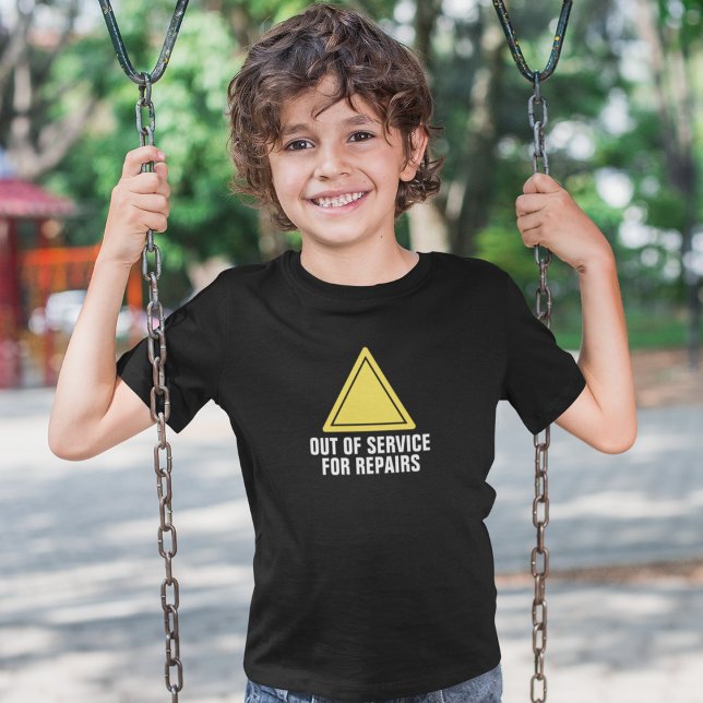 Außerdienststellung für Reparaturen T-Shirt (Von Creator hochgeladen)
