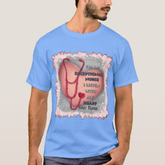 Außergewöhnliche Krankenschwester am roten Herzen T-Shirt