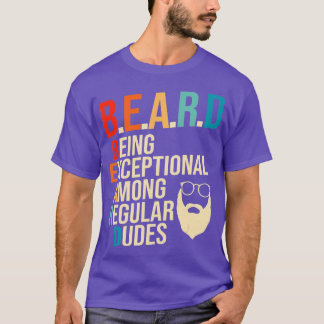 Außergewöhnliche Männer unter normalen Typen mit g T-Shirt
