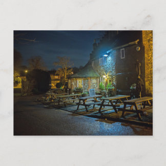 Außerhalb des ältesten Pub in der Stadt nachts Postkarte