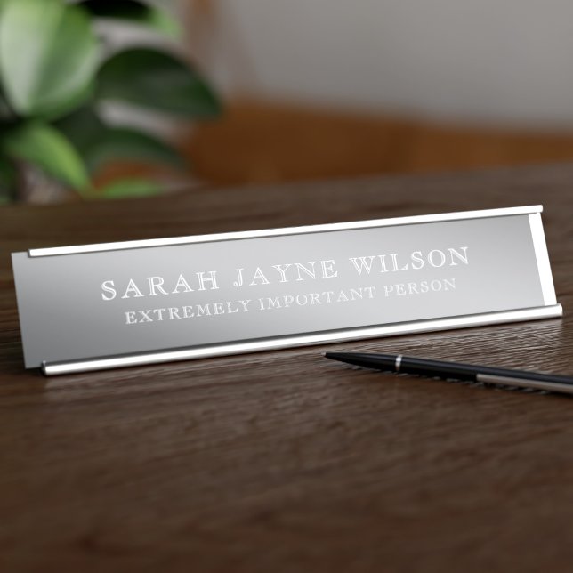 Äußerst wichtige Silver Desk Name Plate Schreibtischnamensplakette (Perfect long desk name plate for the extremely important person. Just add your name!)