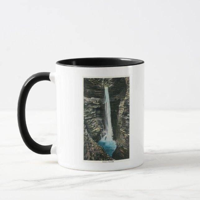 Aussicht auf Cavern Cascade Tasse (Links)