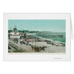 Aussicht auf das Kasino, den Strand und den Pier