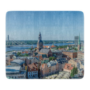 Aussicht auf das Stadtzentrum von Riga von oben Schneidebrett