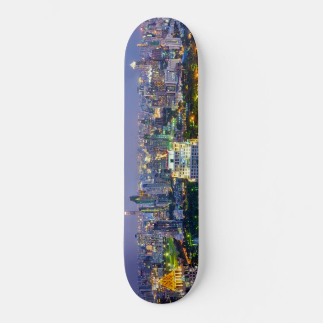 Aussicht auf den Park Lumphini Skateboard (Vorderseite)