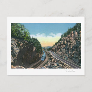 Aussicht auf den Zug an der Autobahn Postkarte