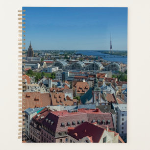 Aussicht auf die Altstadt von Riga von oben Planer
