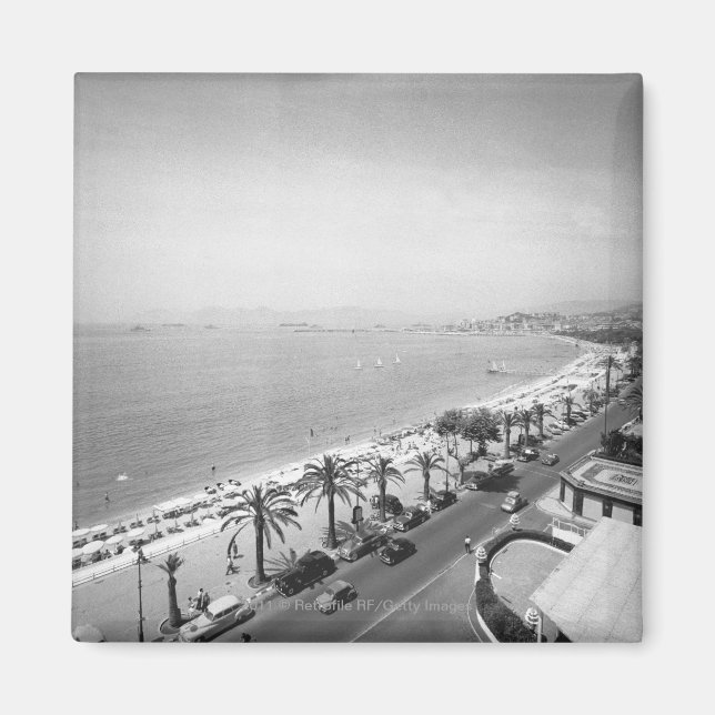 Aussicht auf die Ferienanlage direkt am Meer B&W Magnet (Vorne)