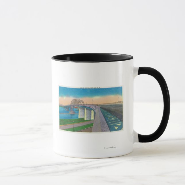 Aussicht auf die Friedensbrücke Tasse (Rechts)