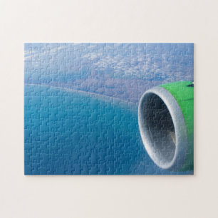 Aussicht auf die Küste durch das Fenster des Flugz Puzzle