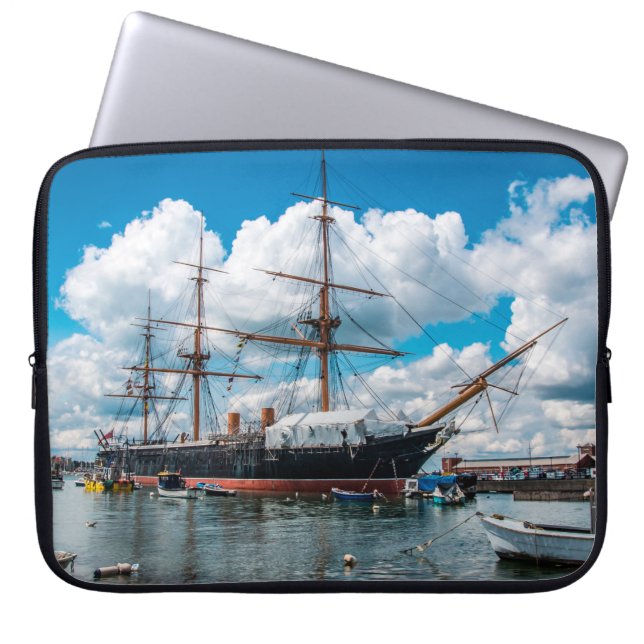 Aussicht auf eine Viktorianische Panzerfledermaus Laptopschutzhülle (Vorderseite)