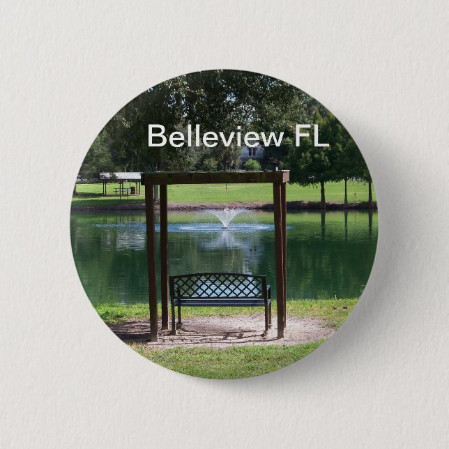 Aussicht auf einen kleinen See Button (Vorderseite)