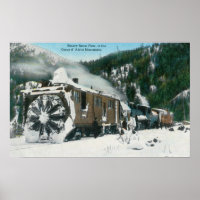 Aussicht auf einen Rotary-Schneepflug in den Berge