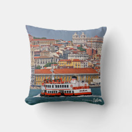 Aussicht auf Lissabon mit alter Fähre auf dem Flus Kissen