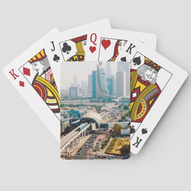 Aussicht auf Metrolinie und Wolkenkratzer Spielkarten (Rückseite)