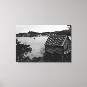 Aussicht auf Seldovia, Alaska aus dem Wasser Leinwanddruck