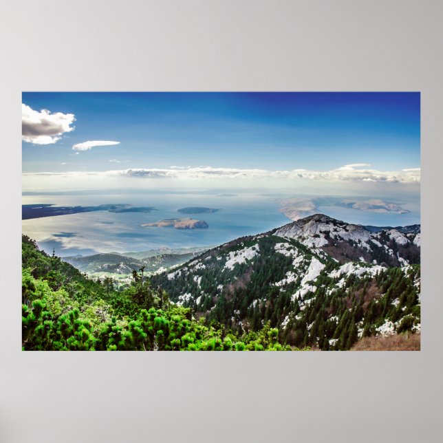 Aussicht aufs Meer aus den Bergen Poster (Vorne)