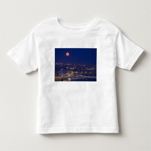 Aussicht von der Fischereizone neben Matyas Kleinkind T-shirt (Vorderseite)