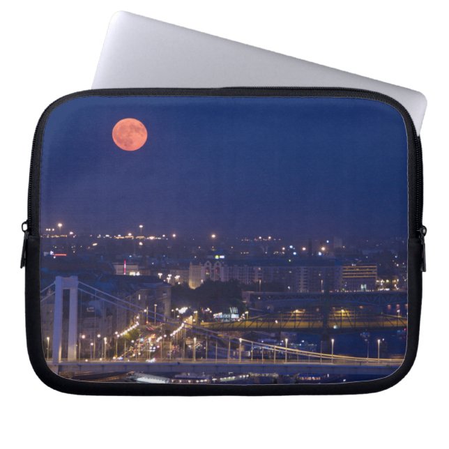 Aussicht von der Fischereizone neben Matyas Laptopschutzhülle (Vorderseite)