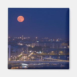 Aussicht von der Fischereizone neben Matyas Magnet