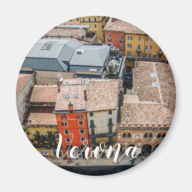 Aussicht von oben auf die bunten Fassaden der Gebä Magnet (Vorne)