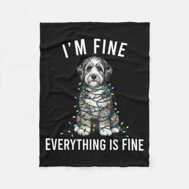 Aussiedoodle Christmas I'm Fine Everything Is Fine Fleecedecke (Vorderseite)