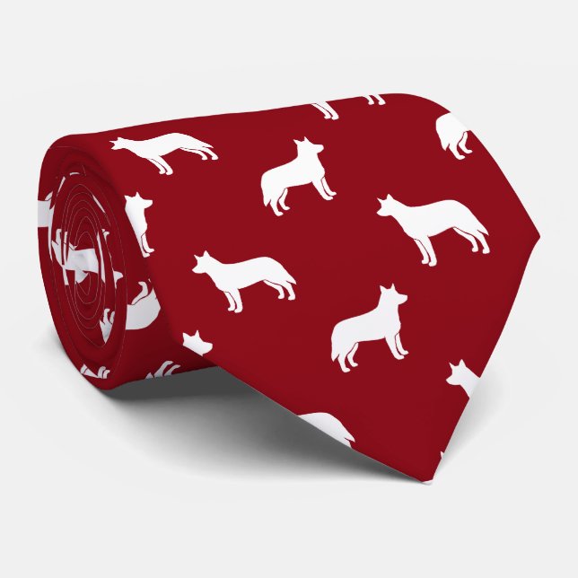 Australian Cattle Dog Silhouettes Pattern Red Krawatte (Gerollt)