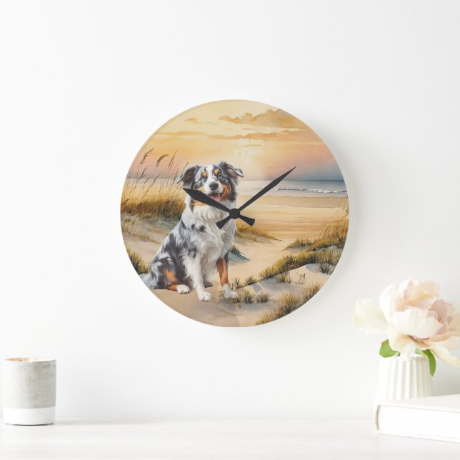 Australian Shepherd in a Beach Cove Große Wanduhr (Zuhause)