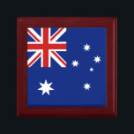 Australien-Flaggen-Geschenkboxen Erinnerungskiste<br><div class="desc">Der Keramikdeckel dieses Andenkenkastens kennzeichnet die australische Flagge,  die umgestaltet wird,  um die quadratische Oberfläche zu passen. Dieses Einzelteil ist dekorativ und nützlich und ist der perfekte Platz,  zum der kleinen Mementos von Australien zu behalten.</div>