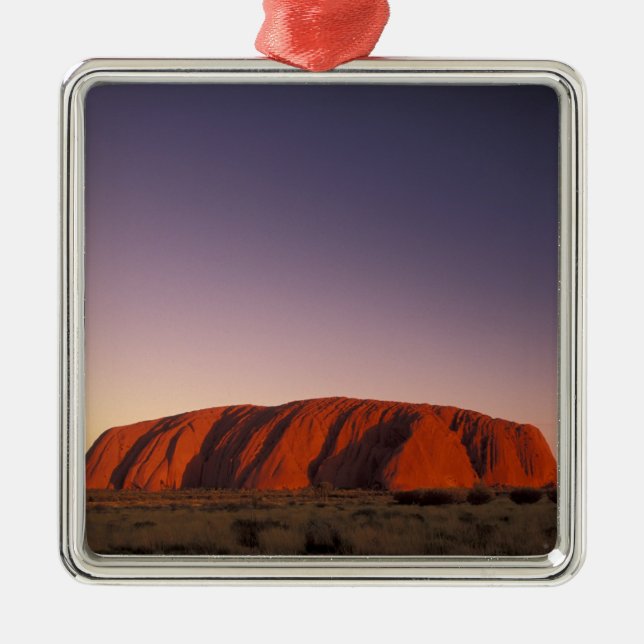 Australien, Uluru Kata Tjuta Nationalpark, Uluru 2 Silbernes Ornament (Vorne)