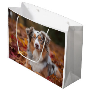 Australischer Schäferhund im Herbstlaubfall inspir Große Geschenktüte