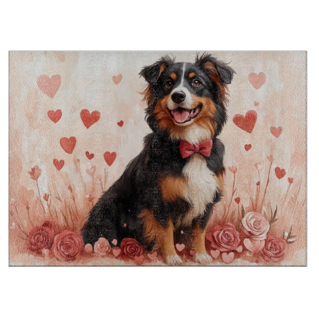Australischer Schäferhund mit Rose - Valentinstag Schneidebrett (Vorderseite)