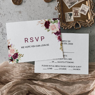 Auswahl des Blumenmenüs in der Burgund RSVP Karte