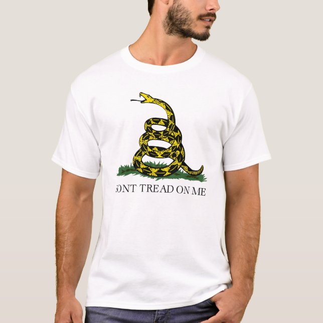 Authentisches Gadsden treten nicht auf mir Flagge T-Shirt (Vorderseite)