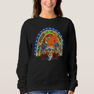 Autismus Bewusstsein Gnomes Holding Heart Rainbow  Sweatshirt