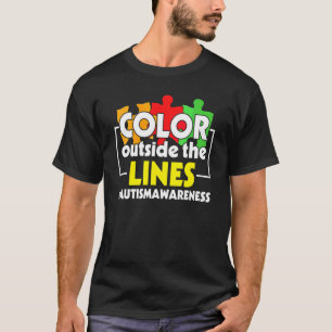 Autismus-Bewusstseinsfarbe außerhalb der Linien un T-Shirt