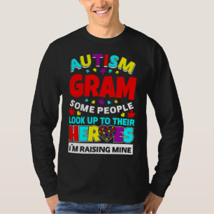 Autismus Gram Leute schauen ihre Helden auf, die M T-Shirt